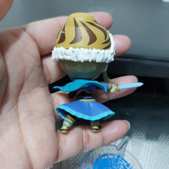 Anime Cutie Brave Princess With Sword and Dragon Super Cute Decor Figurine - Picture 3 of 9